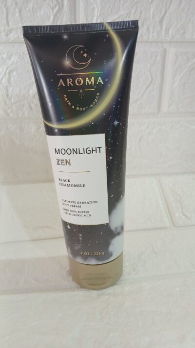 Locion Corporal BATH & BODY 
MOONLIGHT ZEN .