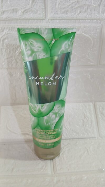 Locion Corporal BATH & BODY CUCUMBER MELON .