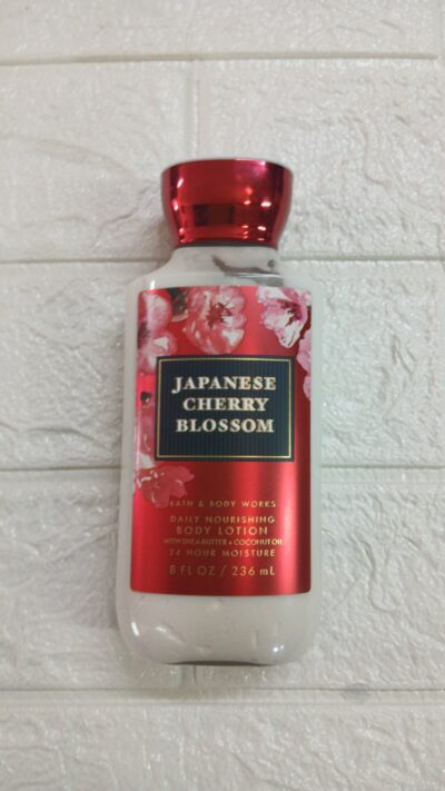 Locion Corporal BATH & BODY JAPANESE CHERRY . - Imagen 2